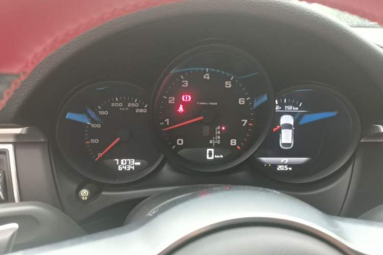 Used Porsche Macan 2017 Macan 2.0T Instrument Cluster