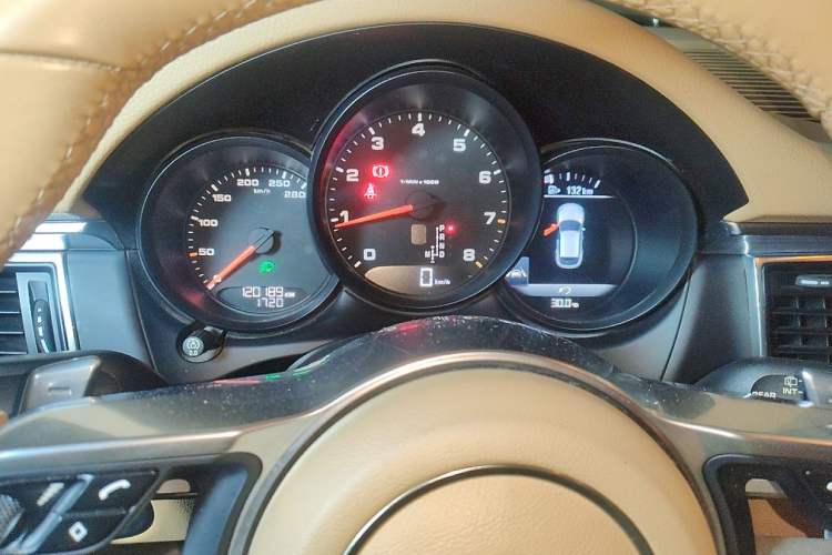 Used Porsche Macan 2017 Macan 2.0T Instrument Cluster