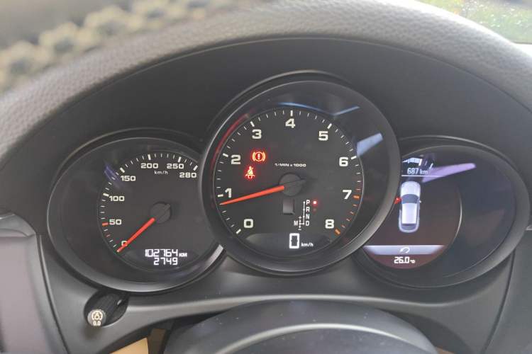 Used Porsche Macan 2017 Macan 2.0T Instrument Cluster