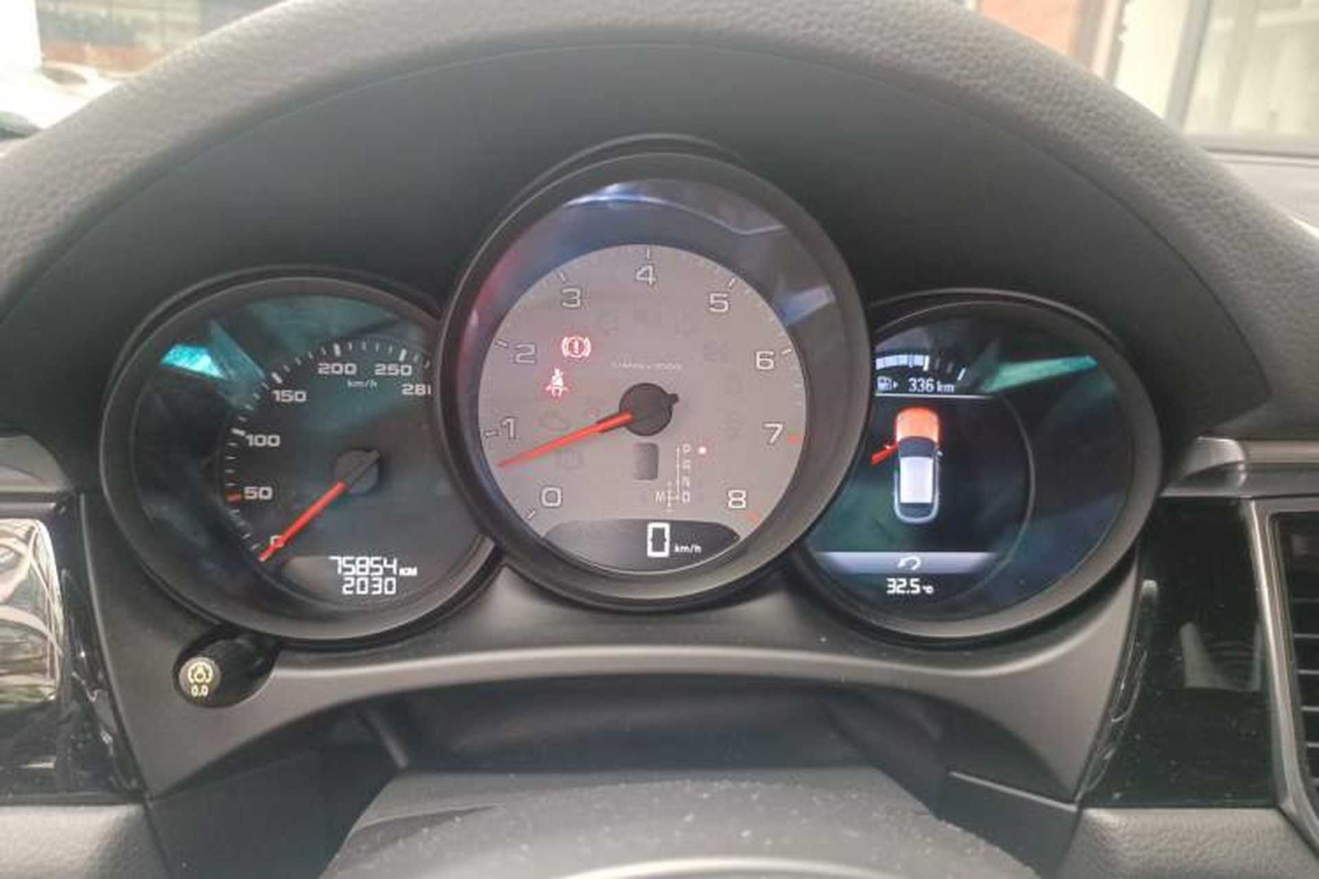 Used Porsche Macan 2017 Macan S 3.0T Instrument Cluster