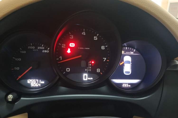 Used Porsche Macan 2017 Macan 2.0T Instrument Cluster