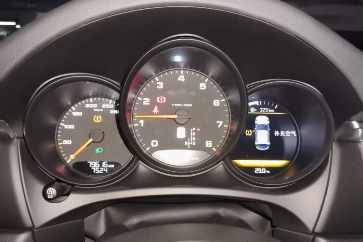 Used Porsche Macan 2017 Macan 2.0T Instrument Cluster