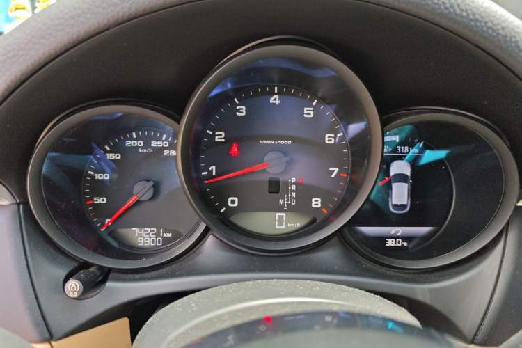 Used Porsche Macan 2017 Macan 2.0T Instrument Cluster