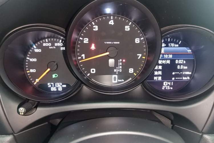 Used Porsche Macan 2017 Macan 2.0T Instrument Cluster