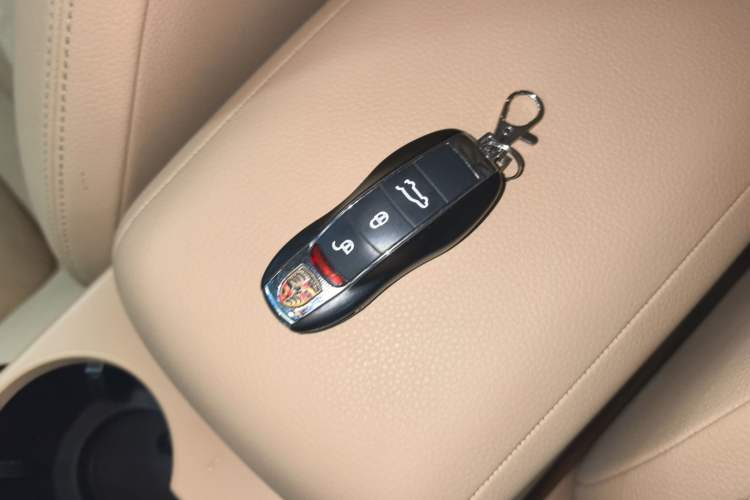Used Porsche Macan 2017 Macan 2.0T Interior 1