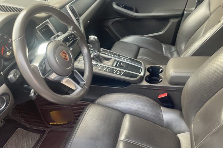 Used Porsche Macan 2017 Macan 2.0T Interior 1