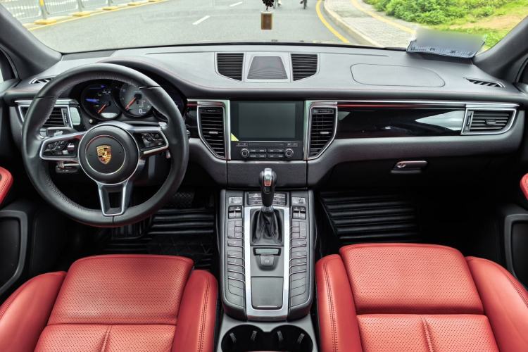 Used Porsche Macan 2017 Macan S 3.0T Interior 2