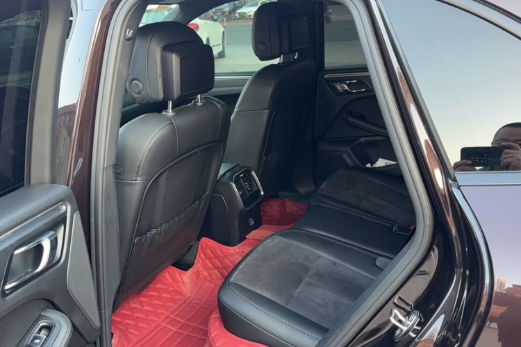 Used Porsche Macan 2017 Macan 2.0T Interior 5