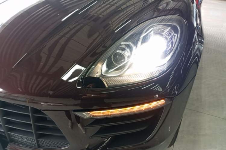Used Porsche Macan 2017 Macan 2.0T Left Front Headlight