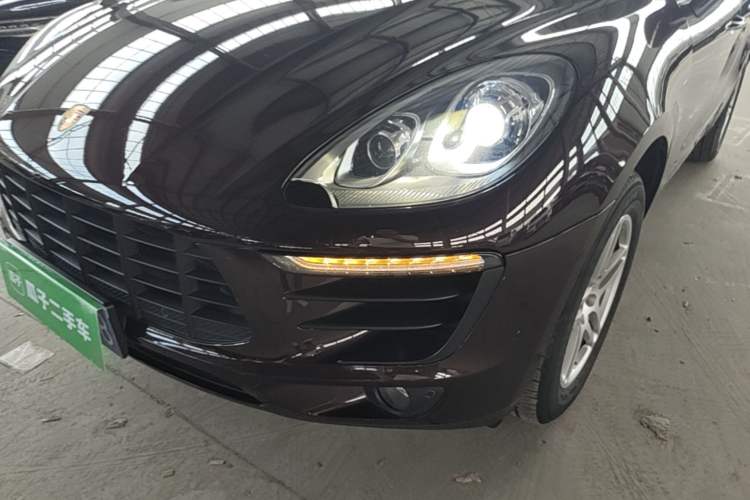 Used Porsche Macan 2017 Macan 2.0T Left Front Headlight