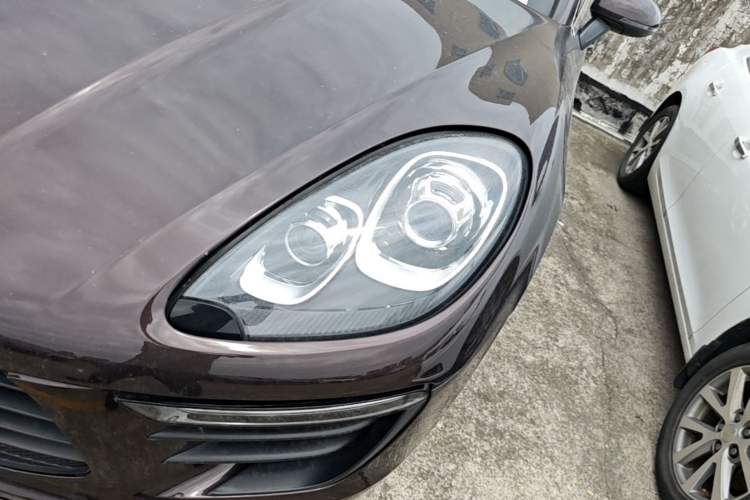 Used Porsche Macan 2017 Macan 2.0T Left Front Headlight
