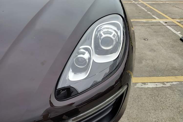 Used Porsche Macan 2017 Macan 2.0T Left Front Headlight