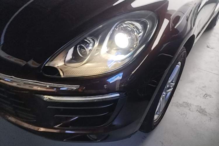Used Porsche Macan 2017 Macan 2.0T Left Front Headlight