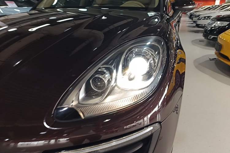 Used Porsche Macan 2017 Macan S 3.0T Left Front Headlight
