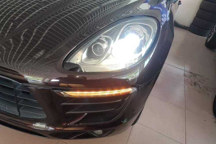 Used Porsche Macan 2017 Macan 2.0T Left Front Headlight