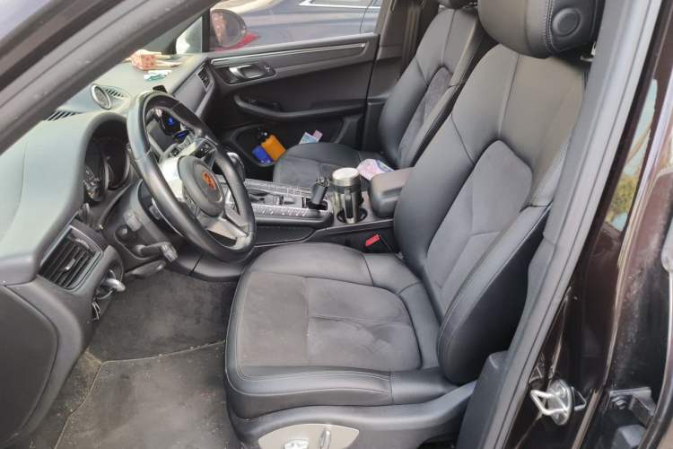 Used Porsche Macan 2017 Macan 2.0T Left Front Seat