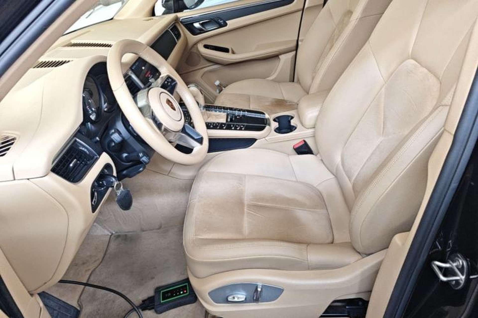 Used Porsche Macan 2017 Macan 2.0T Left Front Seat
