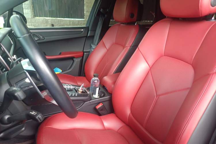 Used Porsche Macan 2017 Macan 2.0T Left Front Seat