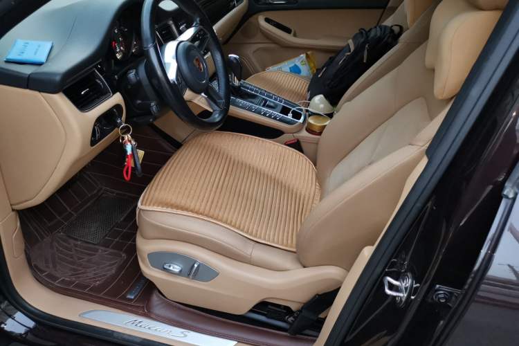 Used Porsche Macan 2017 Macan S 3.0T Left Front Seat
