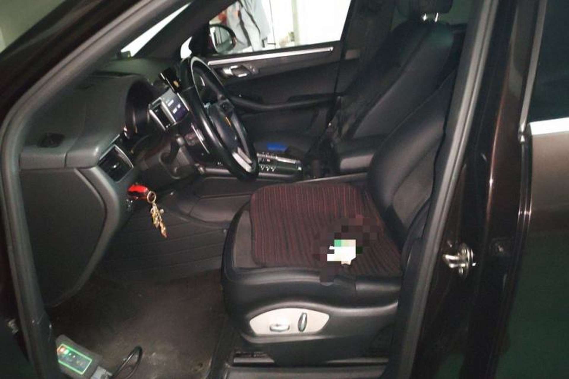 Used Porsche Macan 2017 Macan 2.0T Left Front Seat