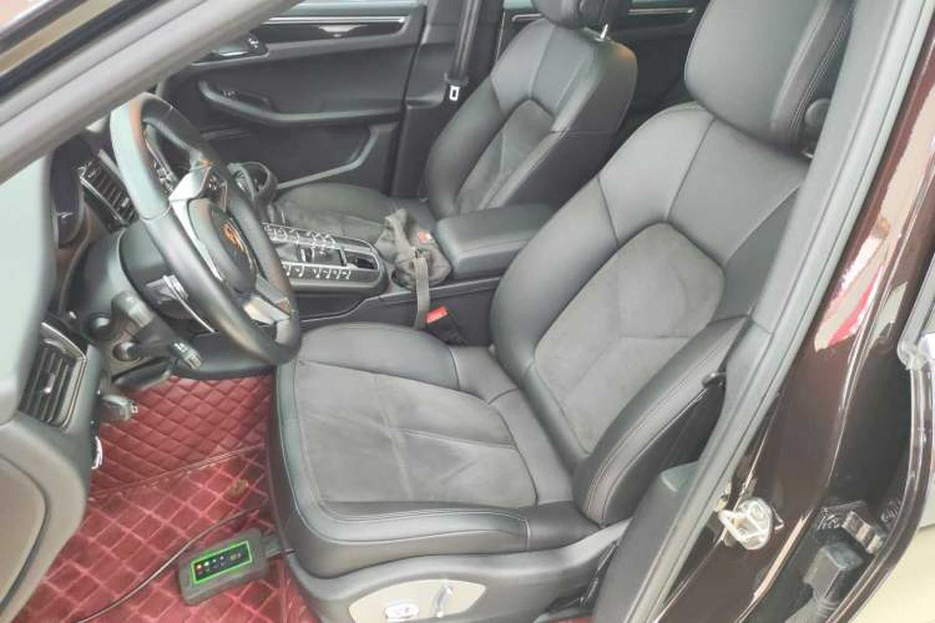 Used Porsche Macan 2017 Macan S 3.0T Left Front Seat
