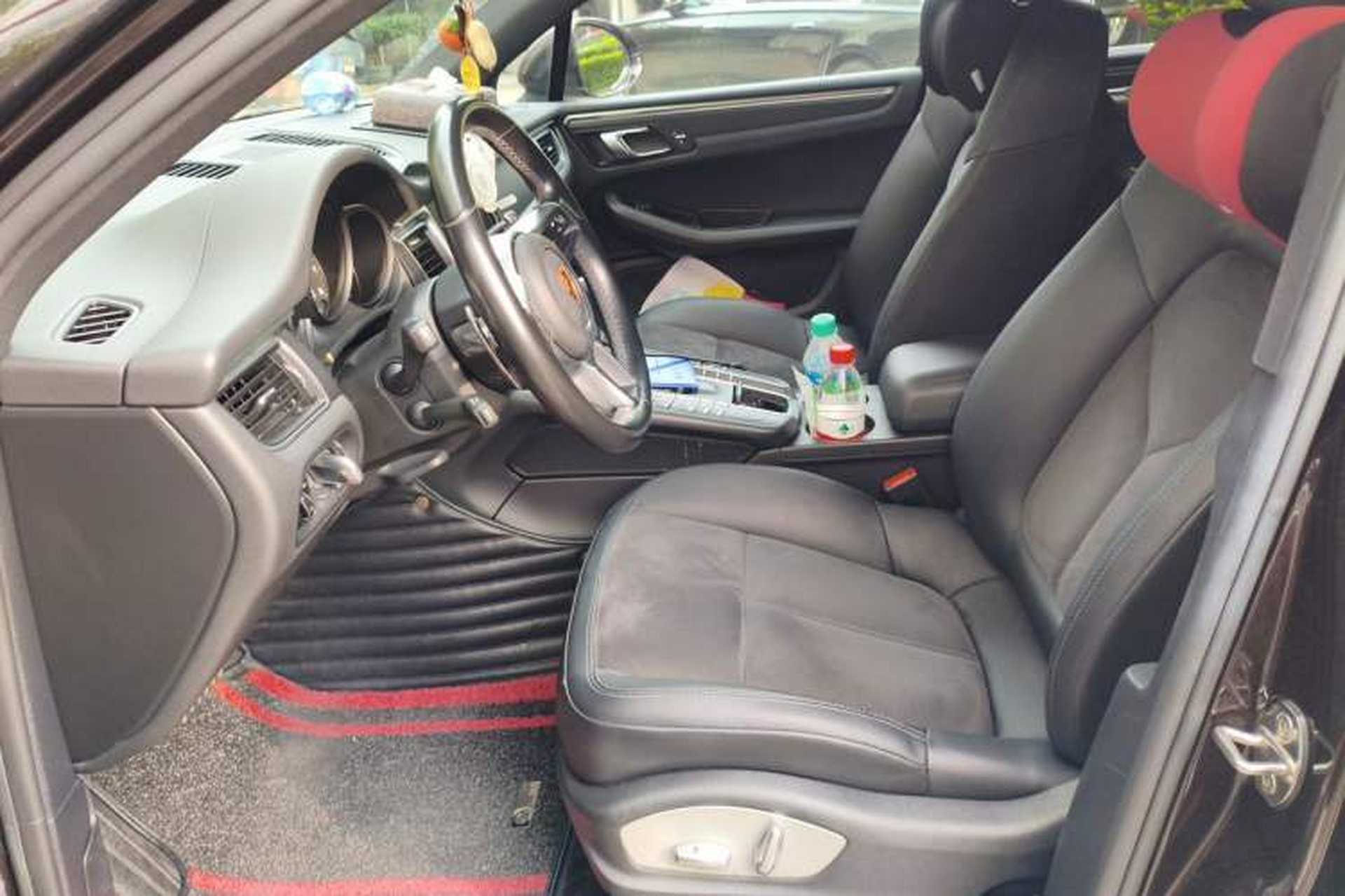 Used Porsche Macan 2017 Macan 2.0T Left Front Seat