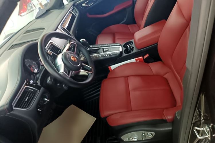 Used Porsche Macan 2017 Macan S 3.0T Left Front Seat