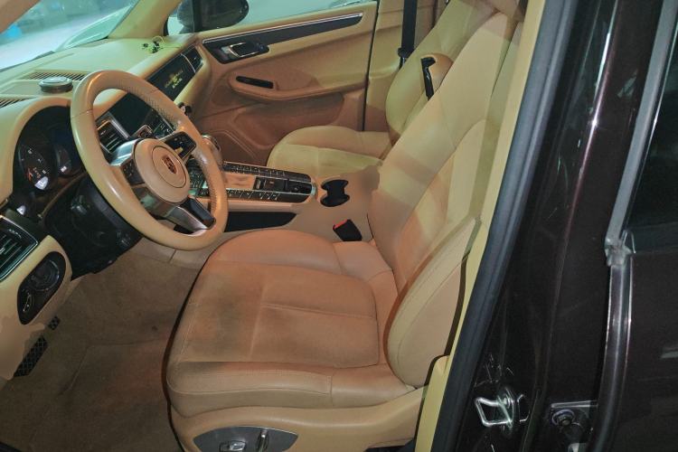 Used Porsche Macan 2017 Macan 2.0T Left Front Seat