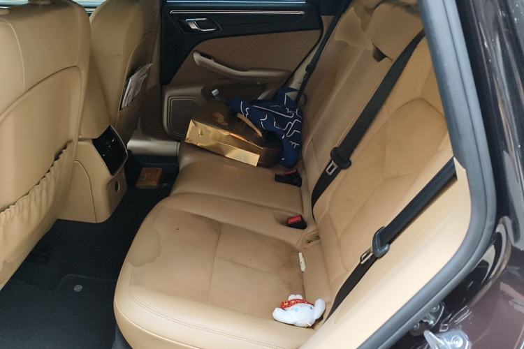 Used Porsche Macan 2017 Macan 2.0T Left Rear Seat