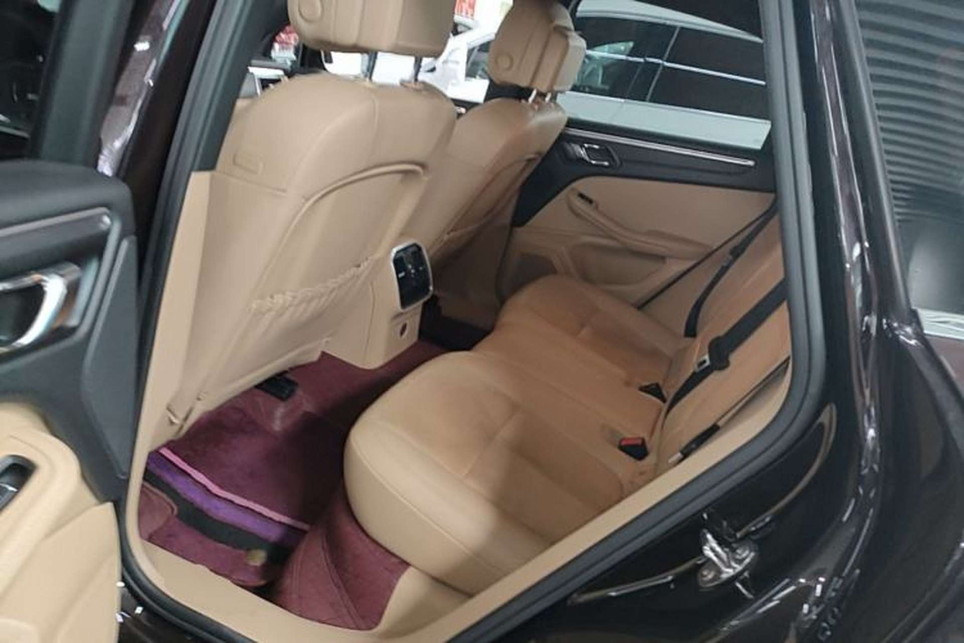 Used Porsche Macan 2017 Macan 2.0T Left Rear Seat