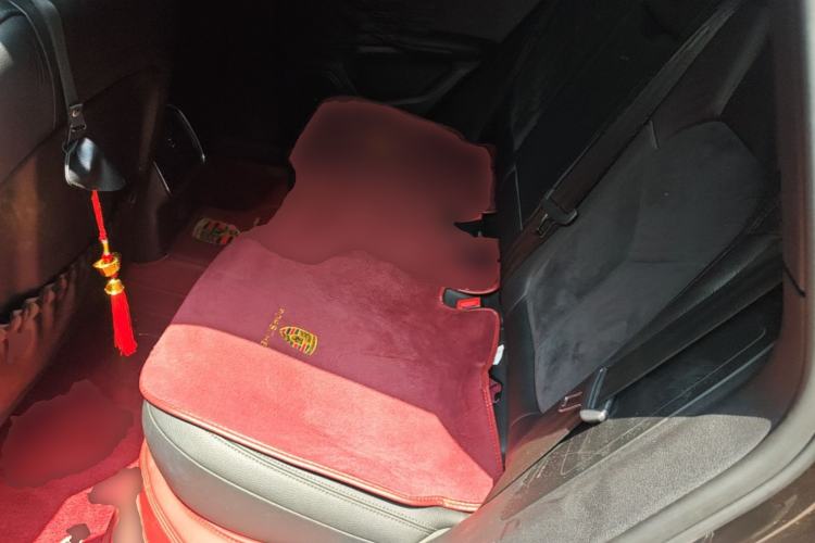 Used Porsche Macan 2017 Macan 2.0T Left Rear Seat