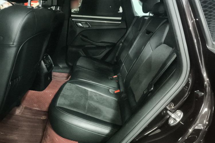 Used Porsche Macan 2017 Macan 2.0T Left Rear Seat