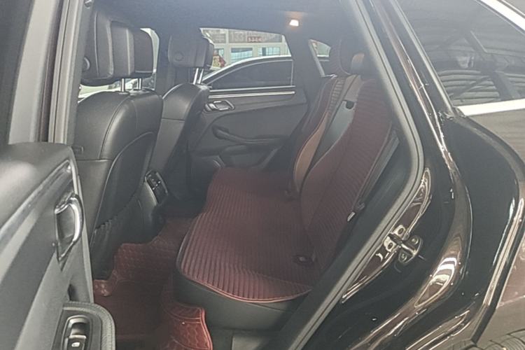 Used Porsche Macan 2017 Macan 2.0T Left Rear Seat