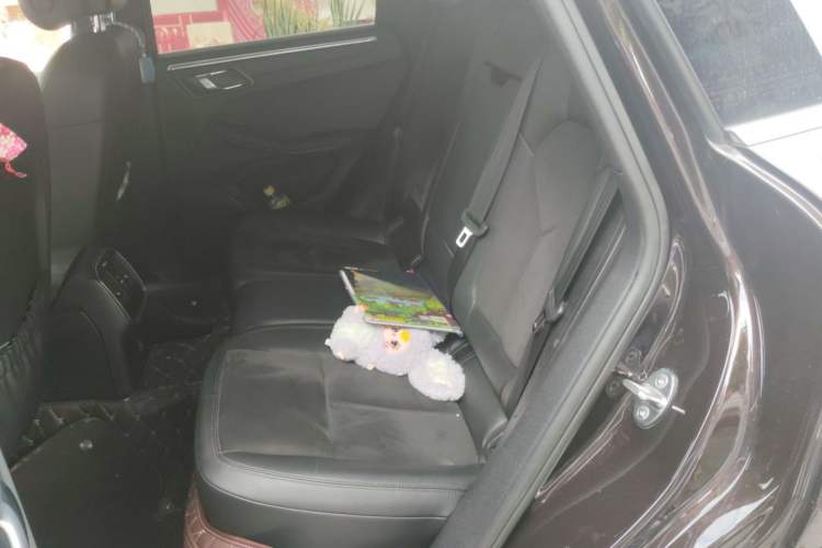 Used Porsche Macan 2017 Macan 2.0T Left Rear Seat