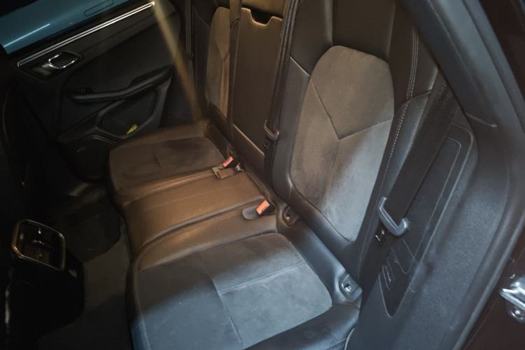 Used Porsche Macan 2017 Macan 2.0T Left Rear Seat
