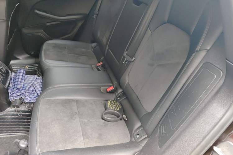 Used Porsche Macan 2017 Macan 2.0T Left Rear Seat