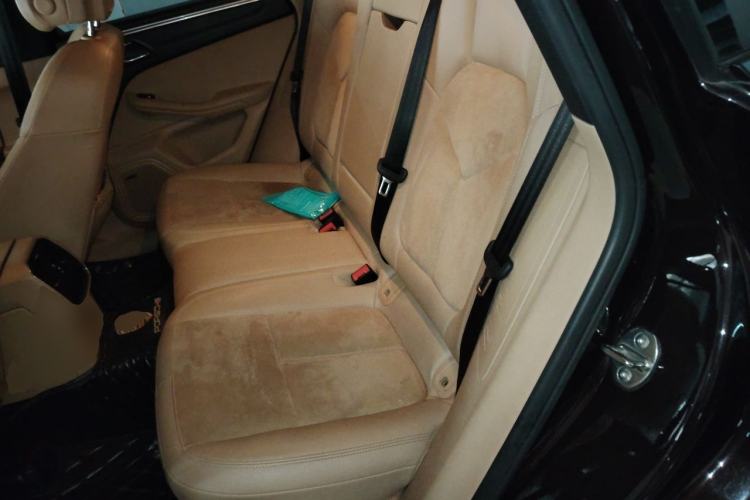 Used Porsche Macan 2017 Macan 2.0T Left Rear Seat