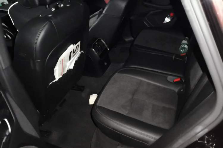 Used Porsche Macan 2017 Macan 2.0T Left Rear Seat