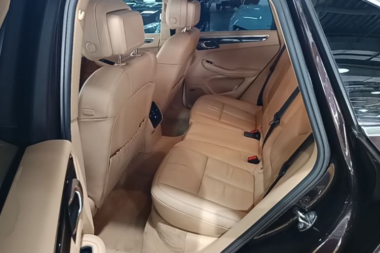 Used Porsche Macan 2017 Macan S 3.0T Left Rear Seat