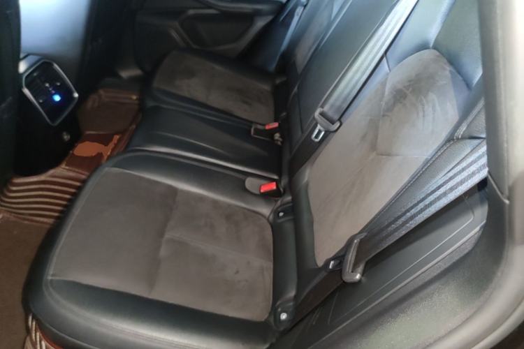 Used Porsche Macan 2017 Macan 2.0T Left Rear Seat