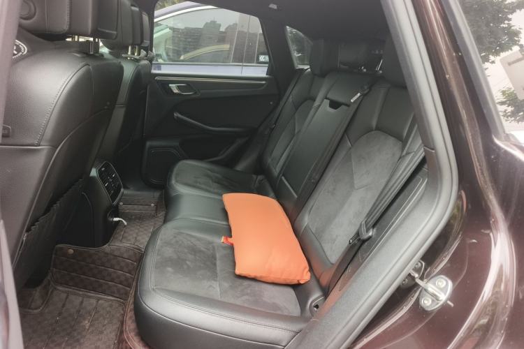 Used Porsche Macan 2017 Macan 2.0T Left Rear Seat