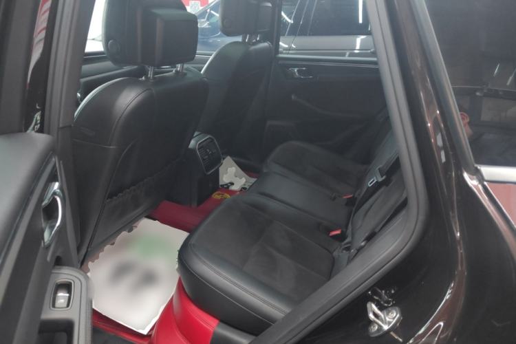 Used Porsche Macan 2017 Macan 2.0T Left Rear Seat