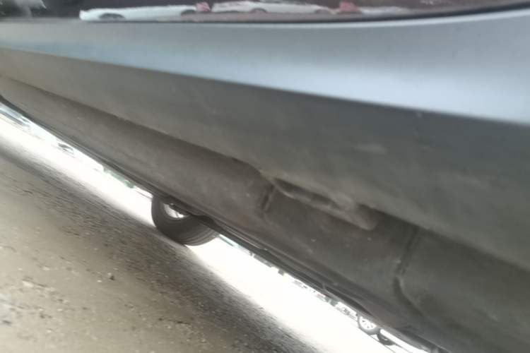 Used Porsche Macan 2017 Macan 2.0T Left Side Sill