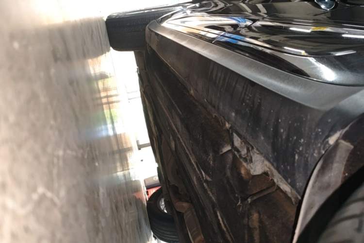 Used Porsche Macan 2017 Macan 2.0T Left Side Sill