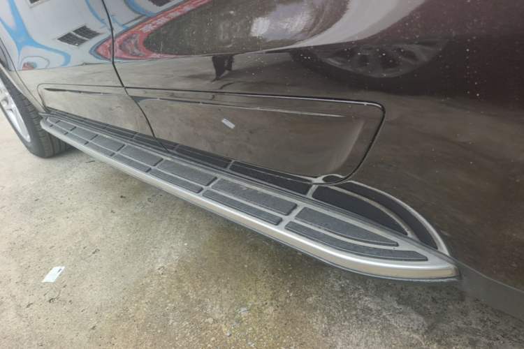 Used Porsche Macan 2017 Macan 2.0T Left Side Sill