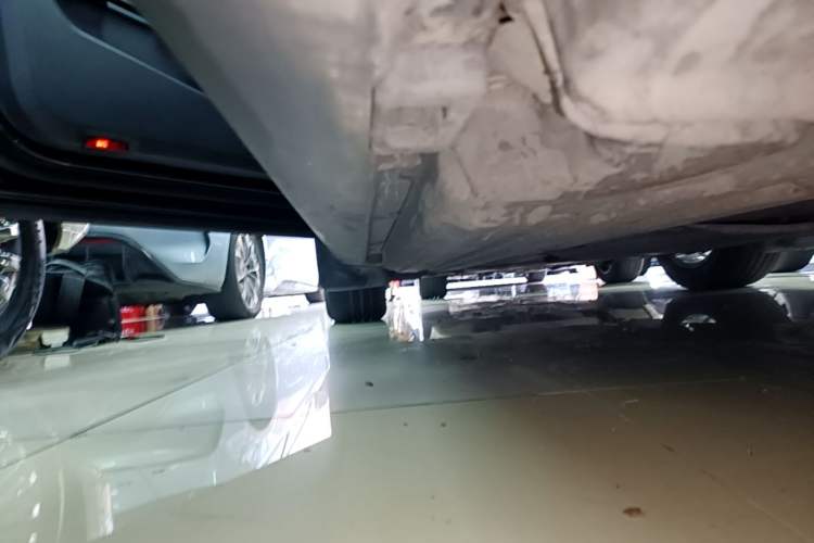 Used Porsche Macan 2017 Macan S 3.0T Left Side Sill