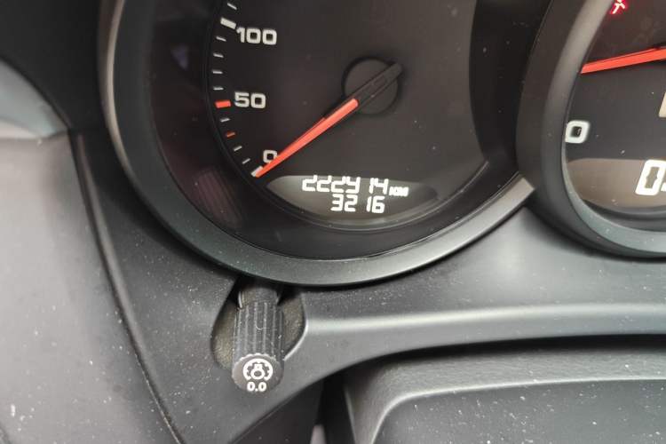 Used Porsche Macan 2017 Macan 2.0T Odometer Close Up