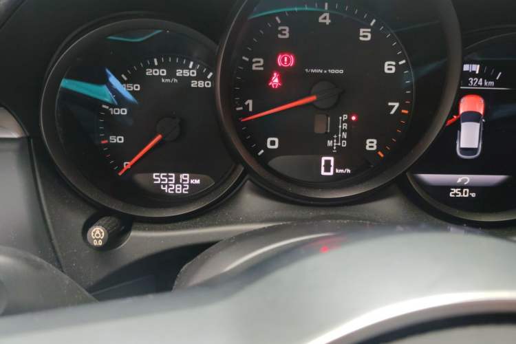 Used Porsche Macan 2017 Macan 2.0T Odometer Close Up