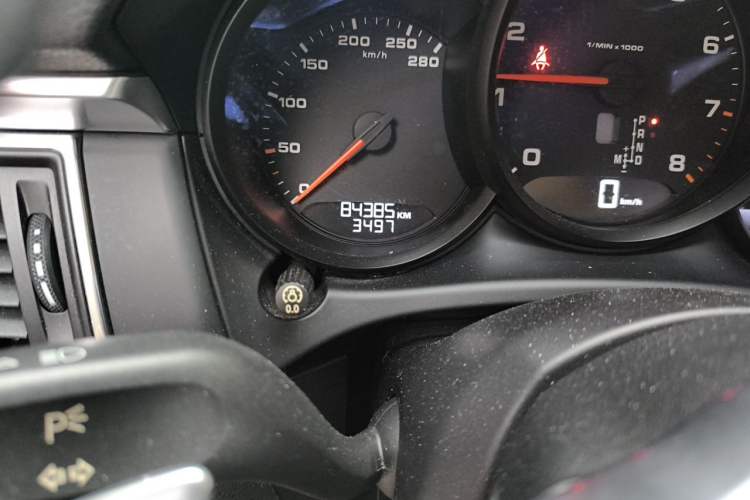 Used Porsche Macan 2017 Macan 2.0T Odometer Close Up