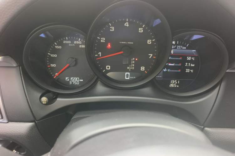 Used Porsche Macan 2017 Macan 2.0T Odometer Close Up